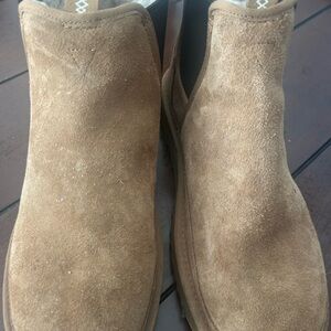 Men’s suede Ugg boots.  Great condition.  Worn only couple of times
